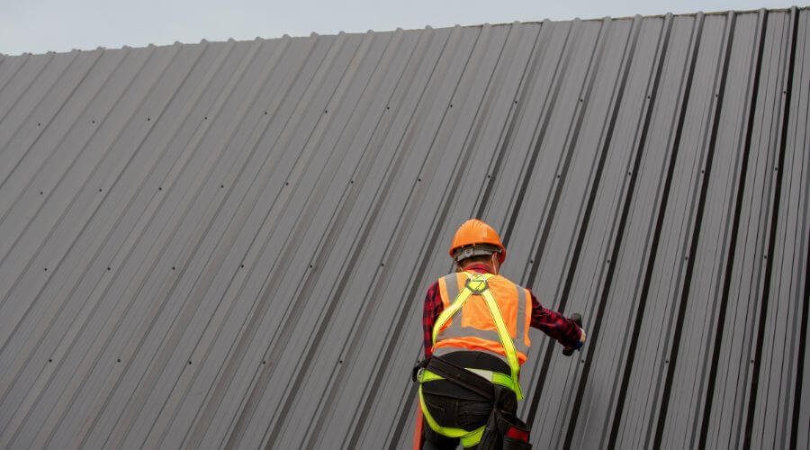 Expert Emergency Roof Repairs services in Dubois, IN